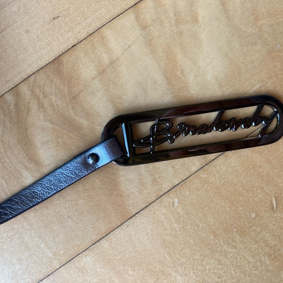 B Makowsky copper metallic crossbody bag - Picture 9 of 11